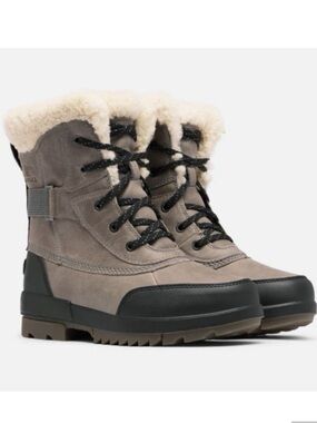 NWOT Sorel Tivoli IV Parc Boots - Genuine Shearling - Waterproof - Size 7.5